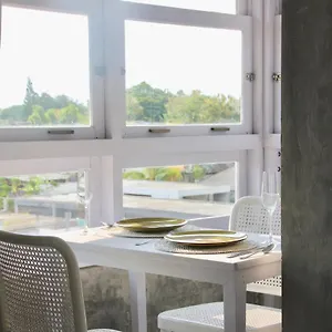 https://uluwatu-penthouse.ubudhotelsnow.com