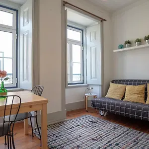 Comfy @ Chiado Lisboa